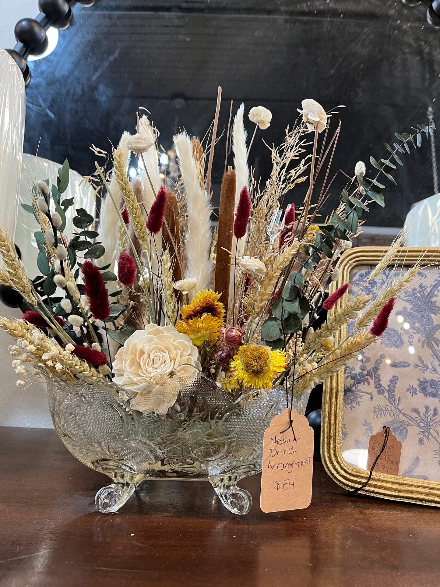 Medium Dried Arrangement