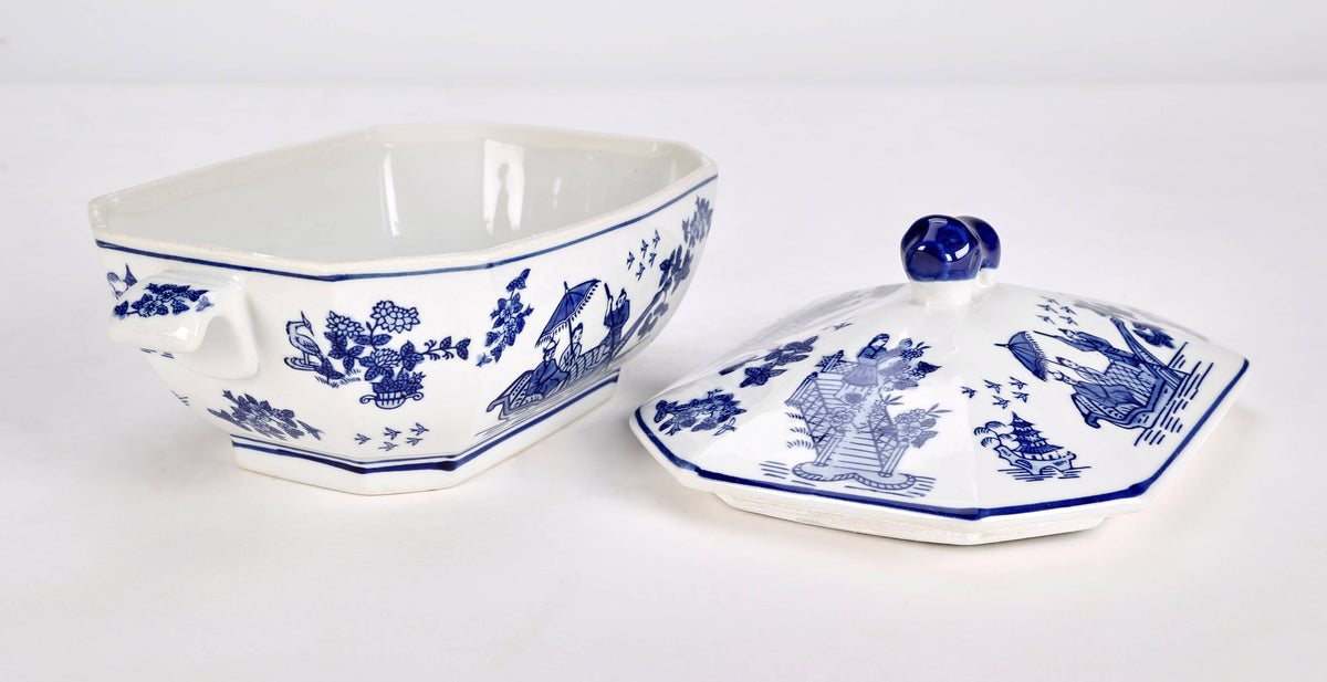 Blue Willow Porcelain Covered Tureen