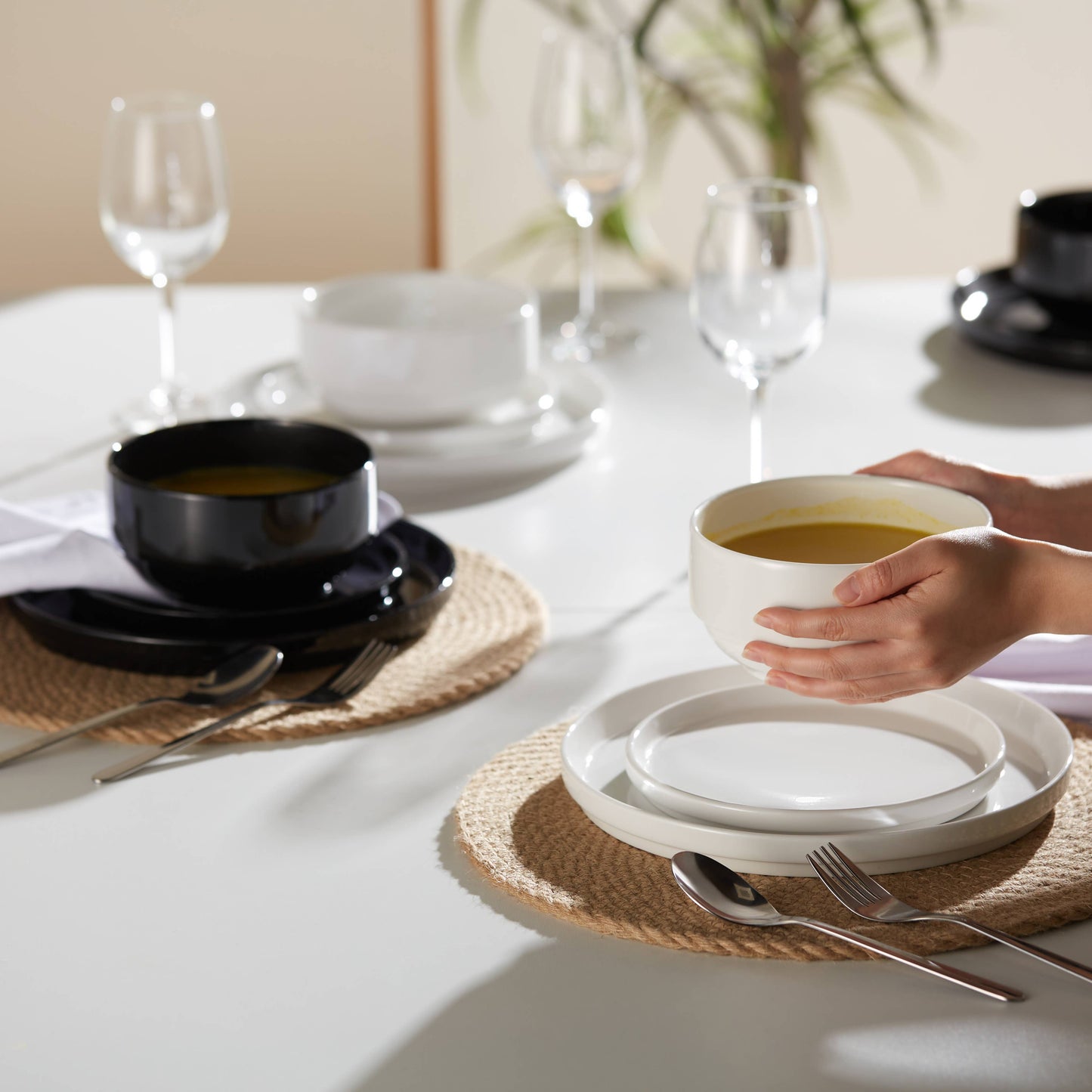 Kook Dinnerware Set, 12 Piece, Ceramic Marshmallow White