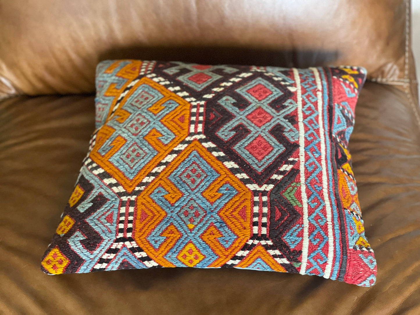 Vintage Turkish Kilim Pillow | Nurcan16’