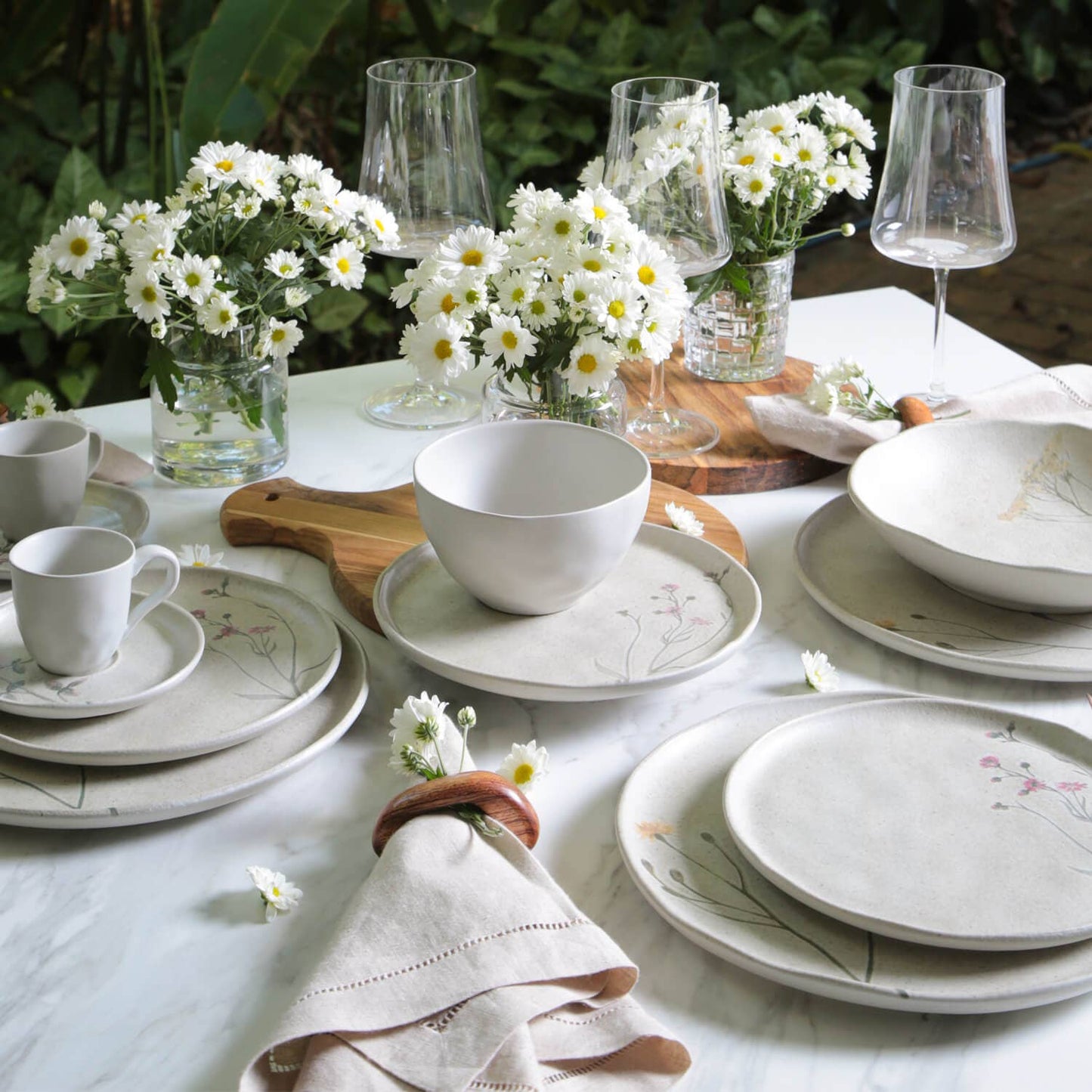 Campestre 16 Pieces Dinnerware Set, Stoneware, Service for 4