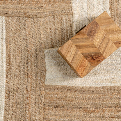 Florentina Geometric Links Jute Area Rug