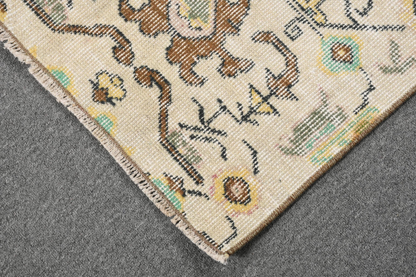 Turkish Rug, Vintage Area Rugs, Soft Pastel Colors