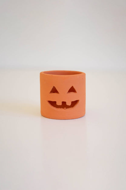 TERRACOTTA JACK-O-LANTERN - short