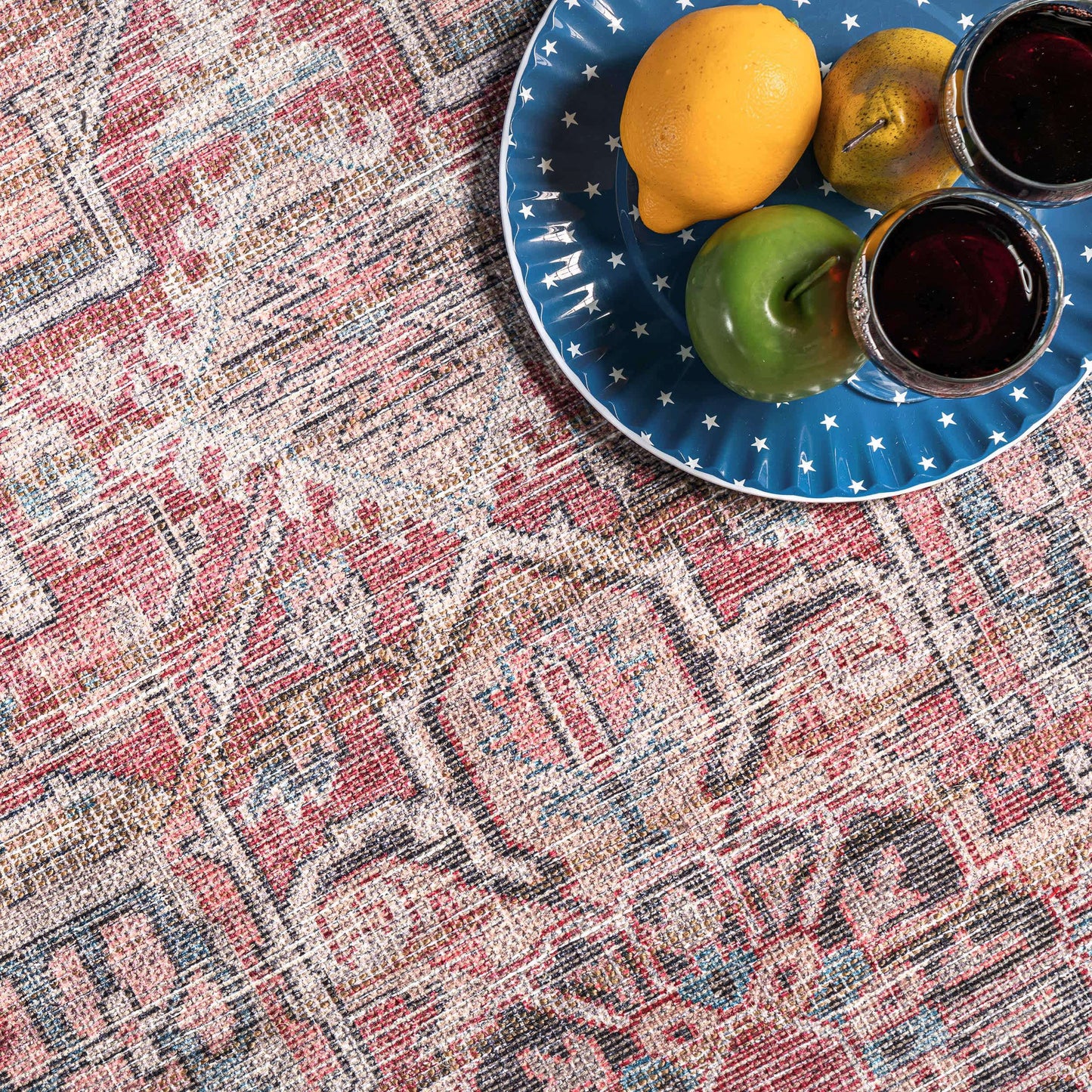Maple Machine Washable Floral Medallion Area Rug